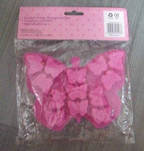 Silicone butterfly shaped bake mould